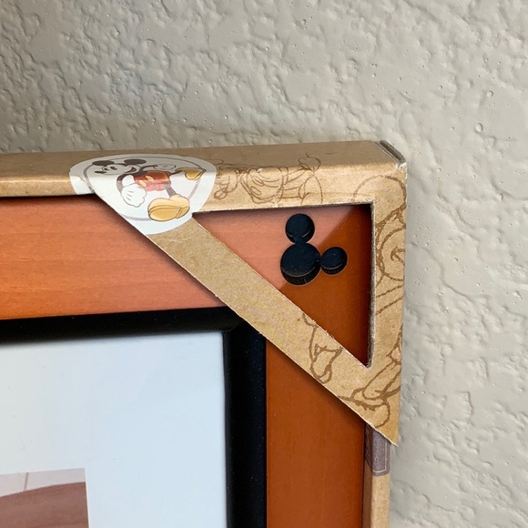 Disney 8x10 Wood Picture Frame Mickey Mouse Head Accents Red-ish-brown and Black - Picture 4 of 6